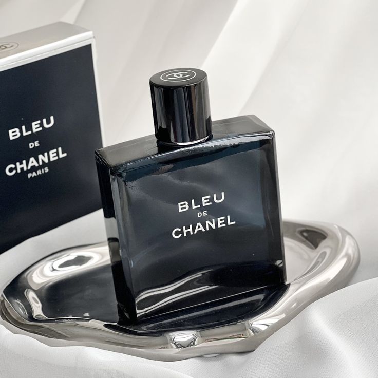 Chanel Bleu de Chanel Perfume