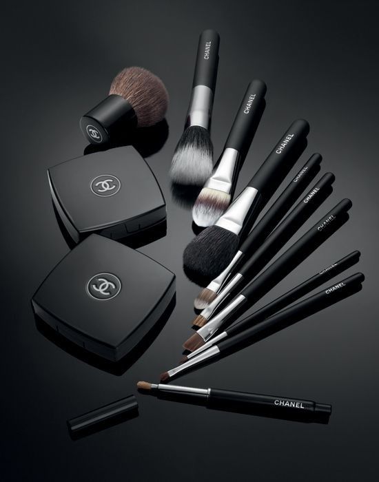 Chanel Les Pinceaux Brush Set